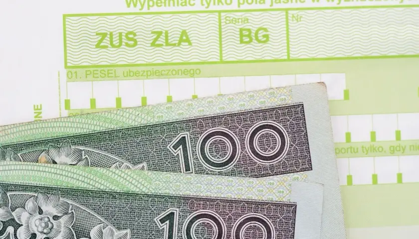 ZUS ZLA, PESEL ubezpieczonego i banknoty 100 zł. Może to być związane z kodem c na L4.